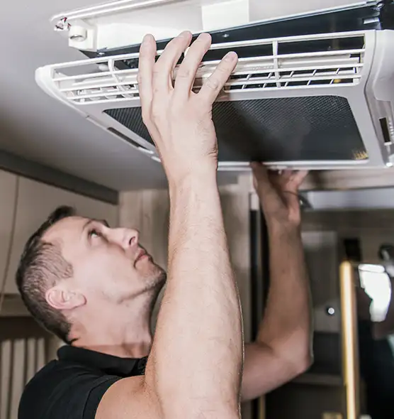  Professional Licensed And Insured Cleaners in Oak Creek, WI